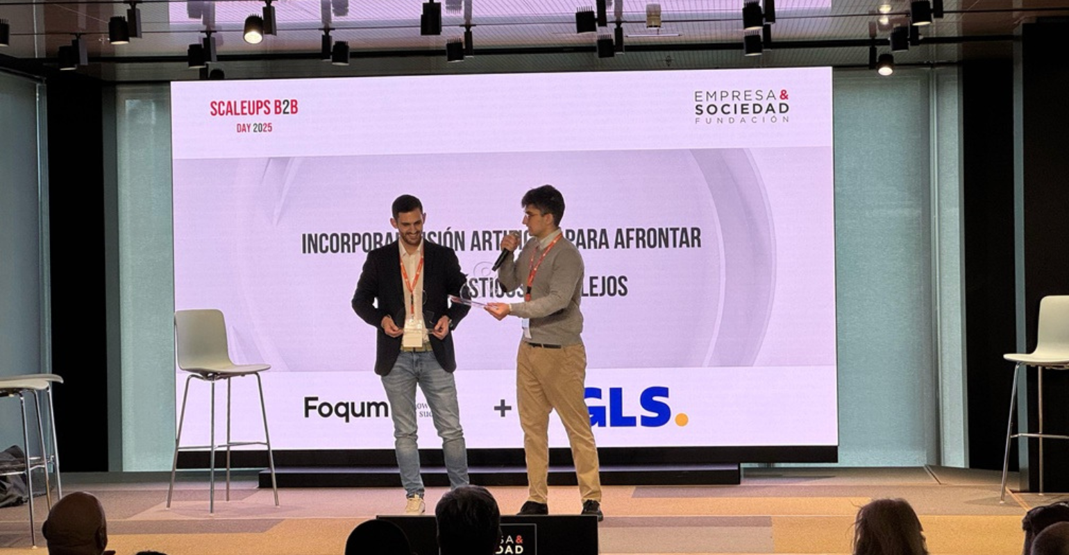 Palabras de agradecimiento por parte de Daniel Restrepo en nombre de Foqum, al momento de recibir el Premio Scaleup B2B en la categoría de Operaciones