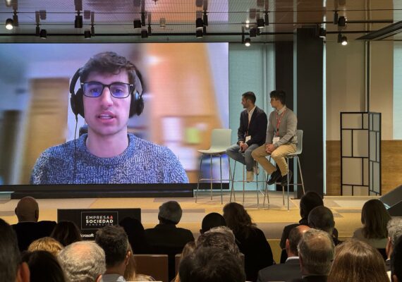 Proyección del video resumen del proyecto con GLS Spain