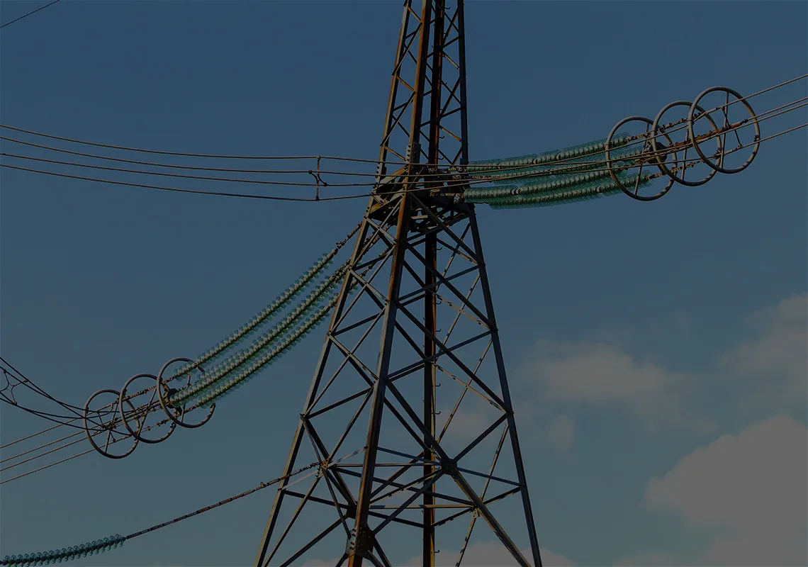 Detección de anomalías en cables de torres de alta tensión